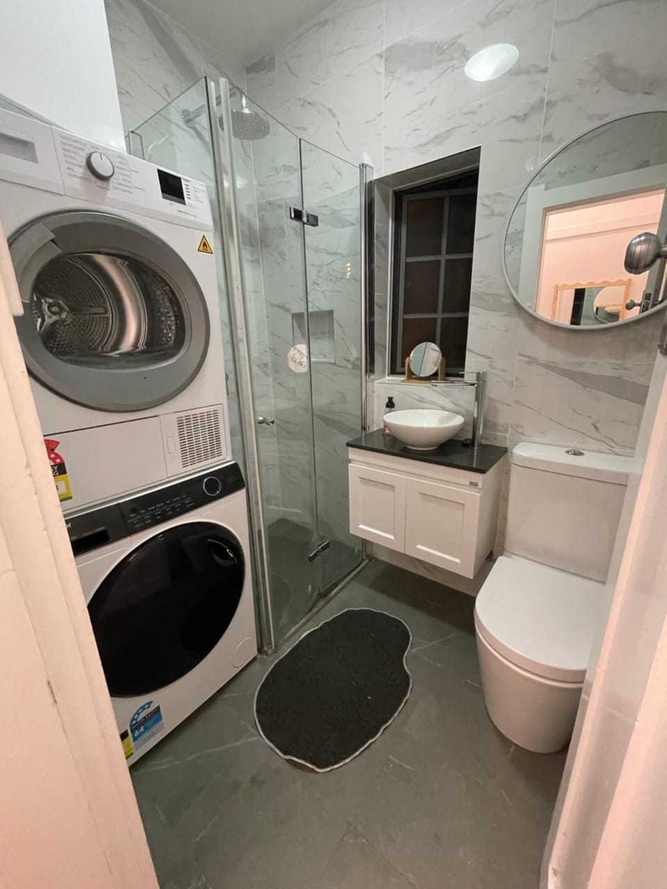 Shower, Toilet, Bathroom, washing machine, dryer