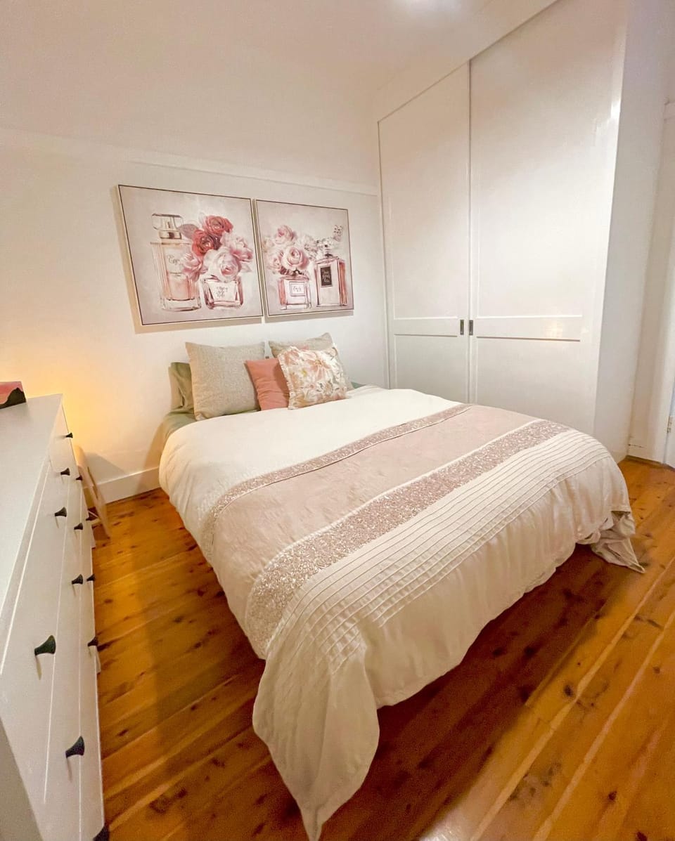 Bed, Bedroom, wardrobe