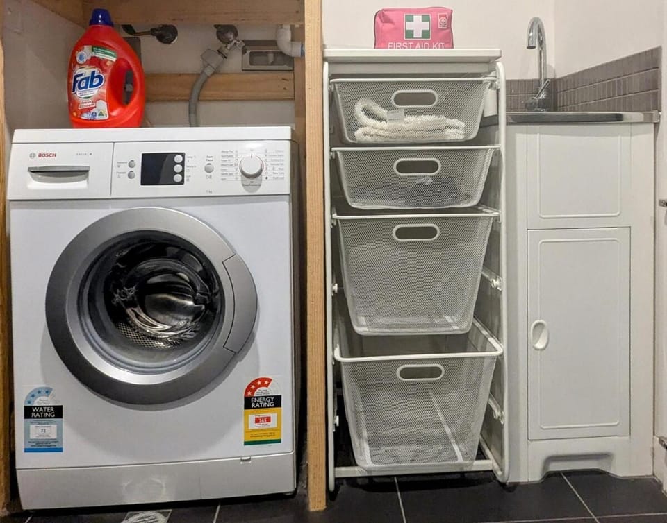 hair dryier, laundry, washing machine, dryer