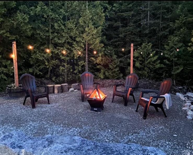 Woodland Cottage Pets Private Starlink House in Northern Bruce Peninsula