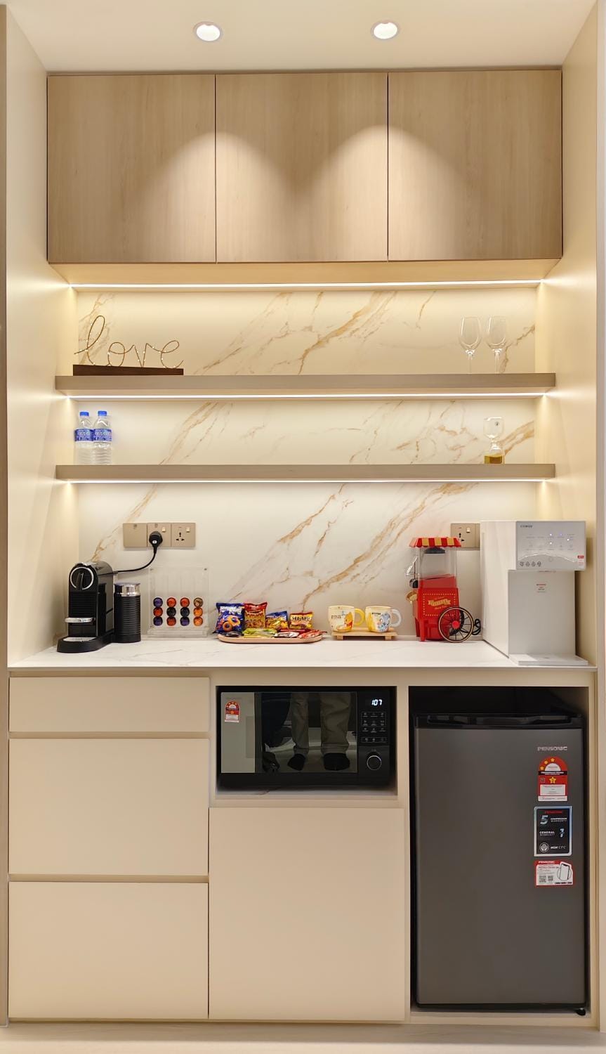 Kitchen or kitchenette