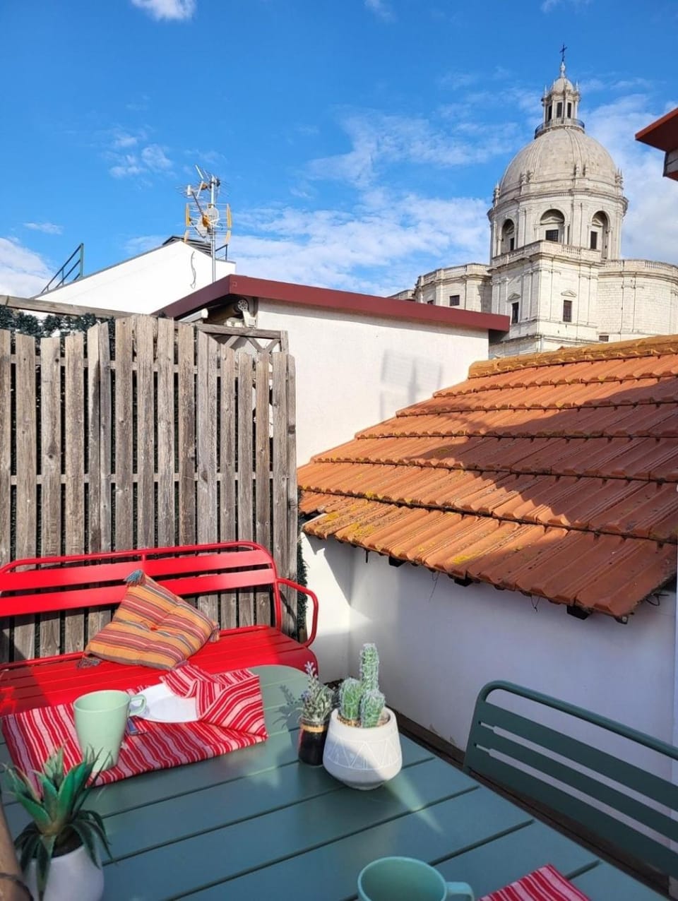 Appartement terrasse vue sur le Tage Apartment in Lisbon