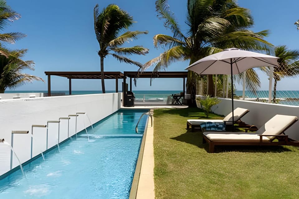 Natural landscape, Garden, Swimming pool, Swimming pool, sunbed