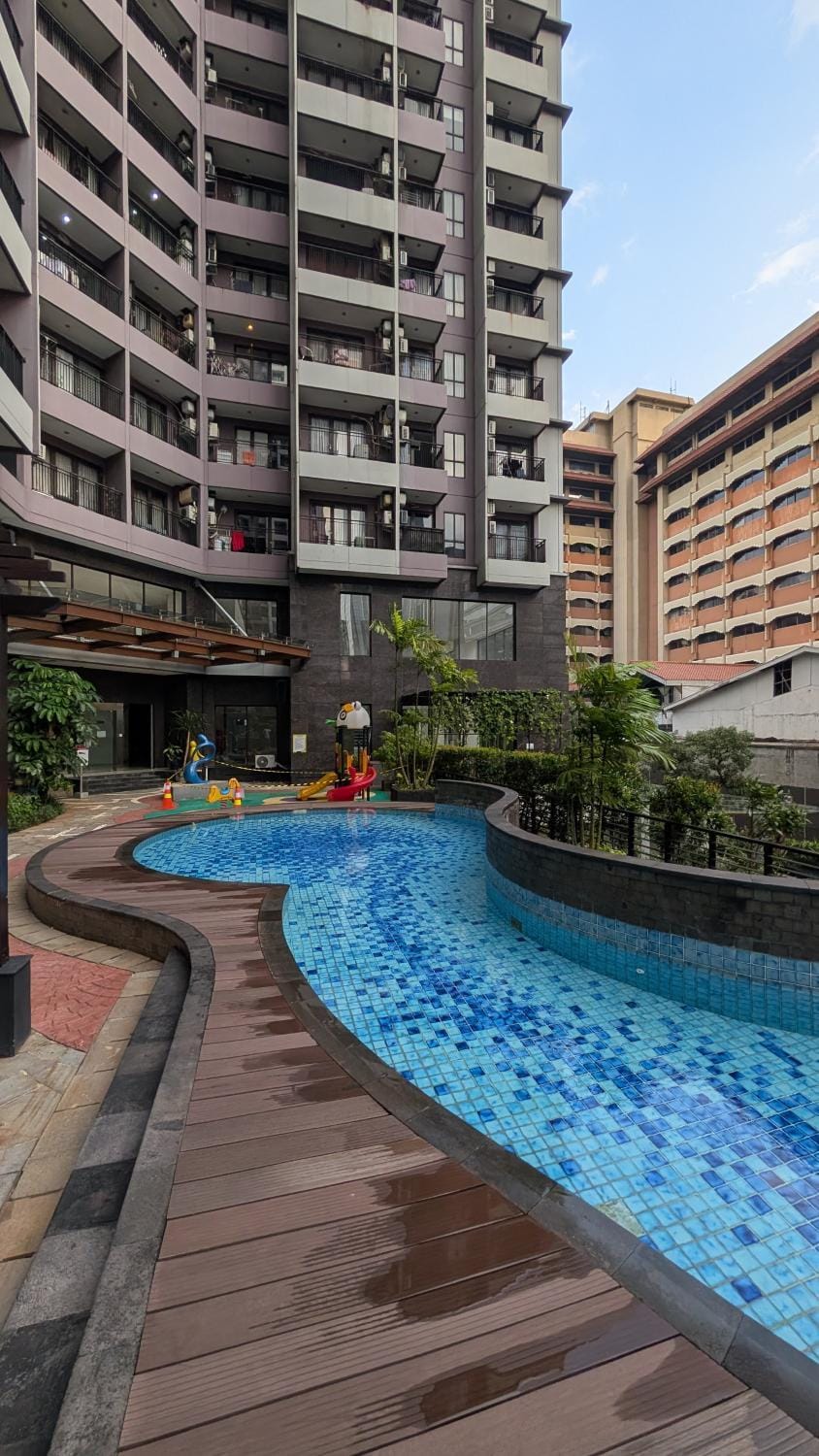 2 Bedroom Apartment at Sudirman Kuningan Setiabudi 4-6 pax Apartment in South Jakarta City