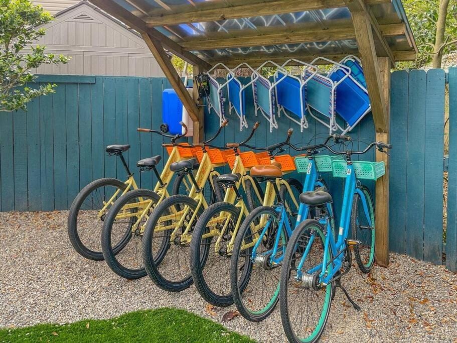 Cold Plunge Outdoor Shower Bike to Shem Creek House in Mount Pleasant