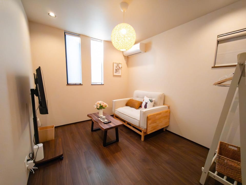 TV and multimedia, Living room, air conditioner
