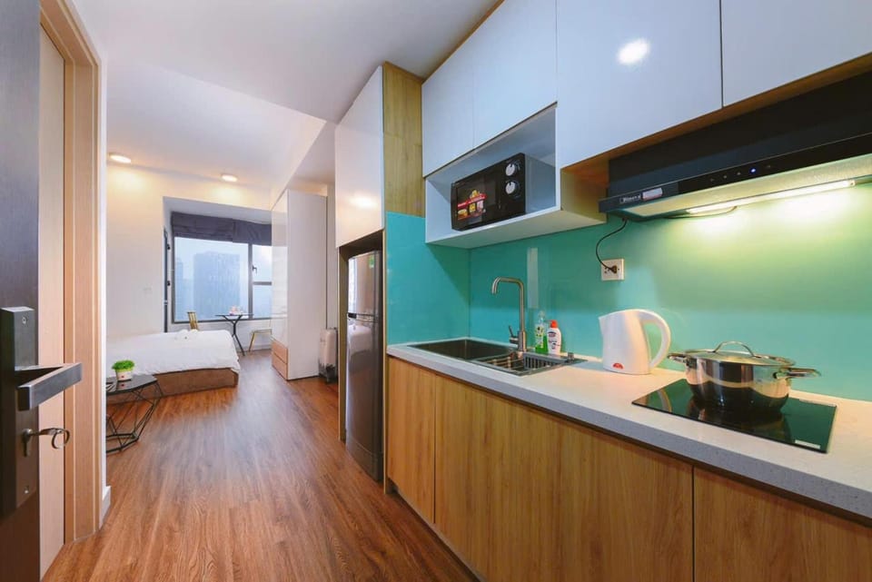 TV and multimedia, Kitchen or kitchenette, minibar, oven, stove