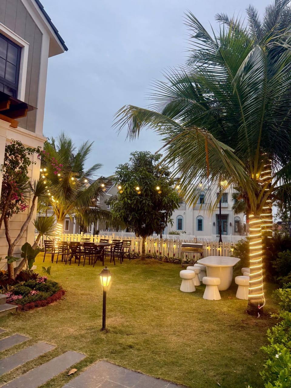 Malibu 2 villa - 3 phòng ngủ , Nova world Phan Thiết , kế hồ bơi , karaoke tại chỗ miễn phí Villa in Phan Thiet