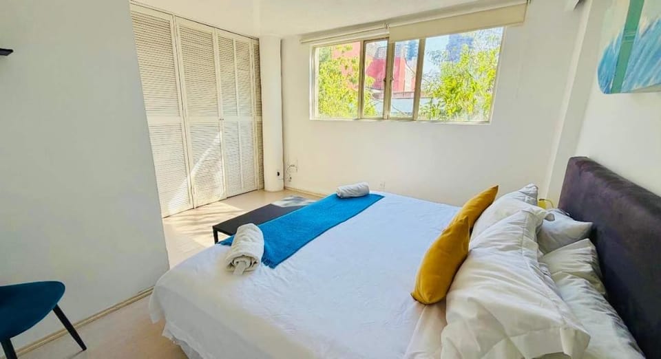 PH in Polanco for 10 with private balcony Apartment in Mexico City