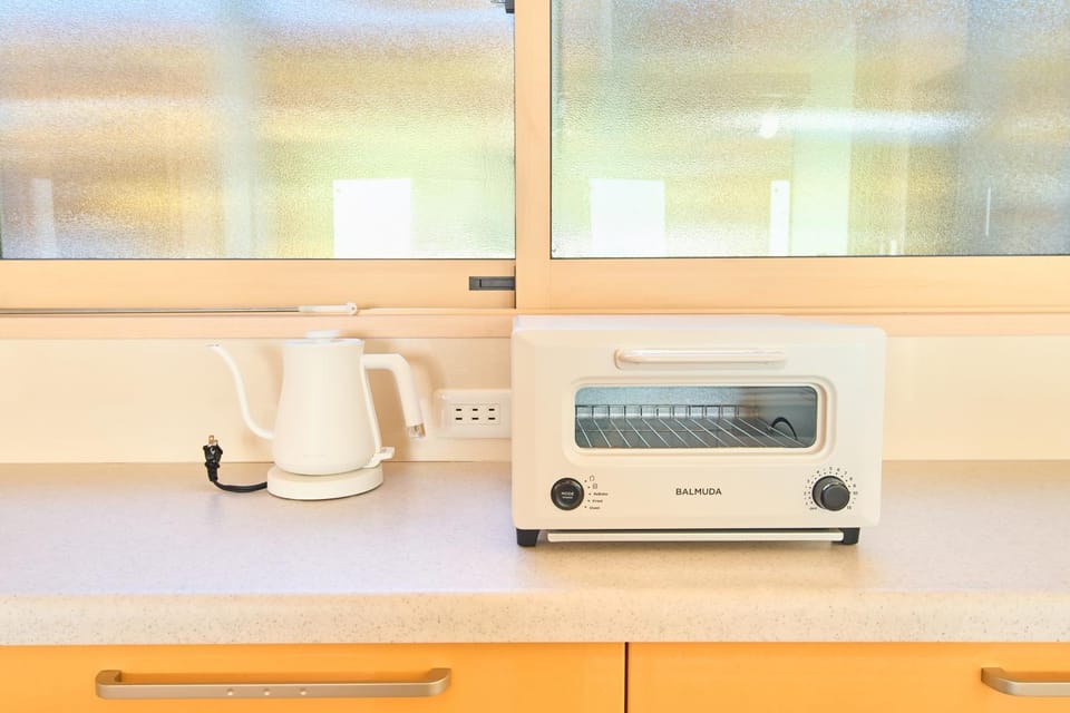 toaster, kitchen