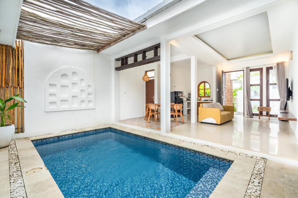 Pool view, Swimming pool, Swimming pool