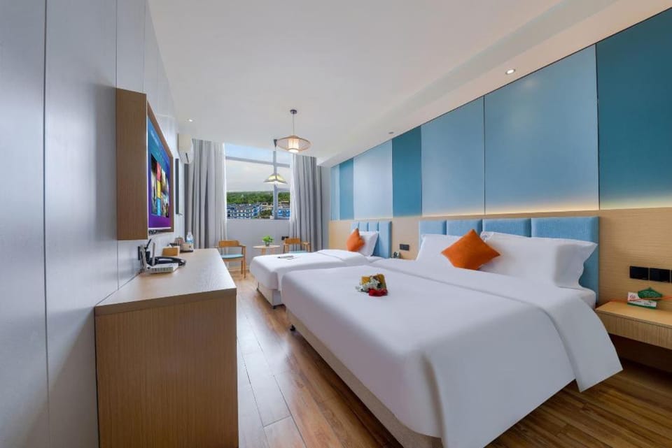 Bed, TV and multimedia