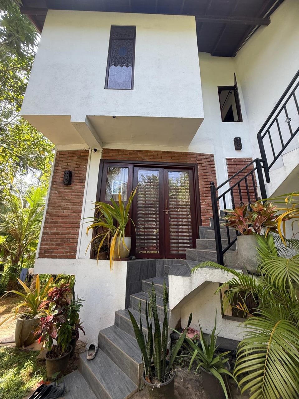 Property building, Patio, Day, Garden, View (from property/room), Balcony/Terrace, Garden view