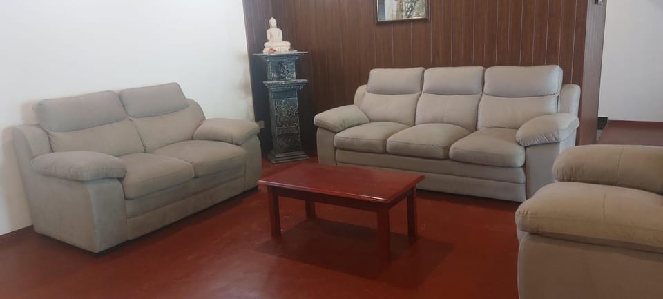 Romenco Holidays Apartment Apartment in Hikkaduwa