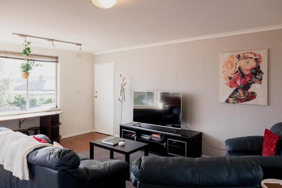 Valley View 6 Apartment in Tasmania