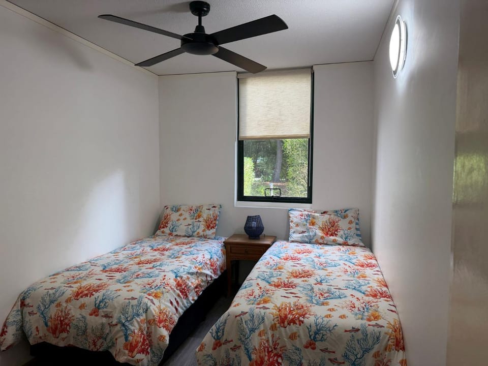 Baden 2 - Rainbow Shores. Pool. Tennis court Apartment in Rainbow Beach