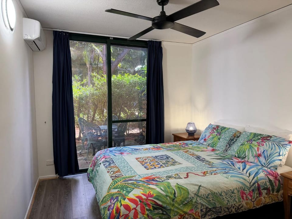 Baden 2 - Rainbow Shores. Pool. Tennis court Apartment in Rainbow Beach