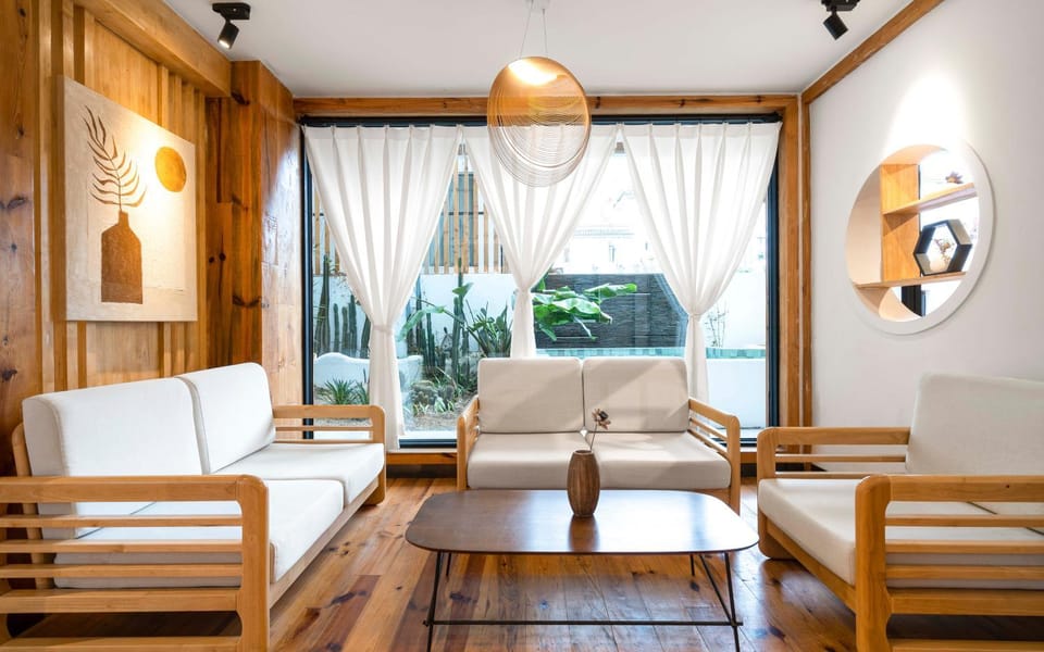 Lounge or bar