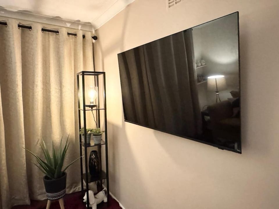 Hollybush House Apartment in Welwyn Garden City