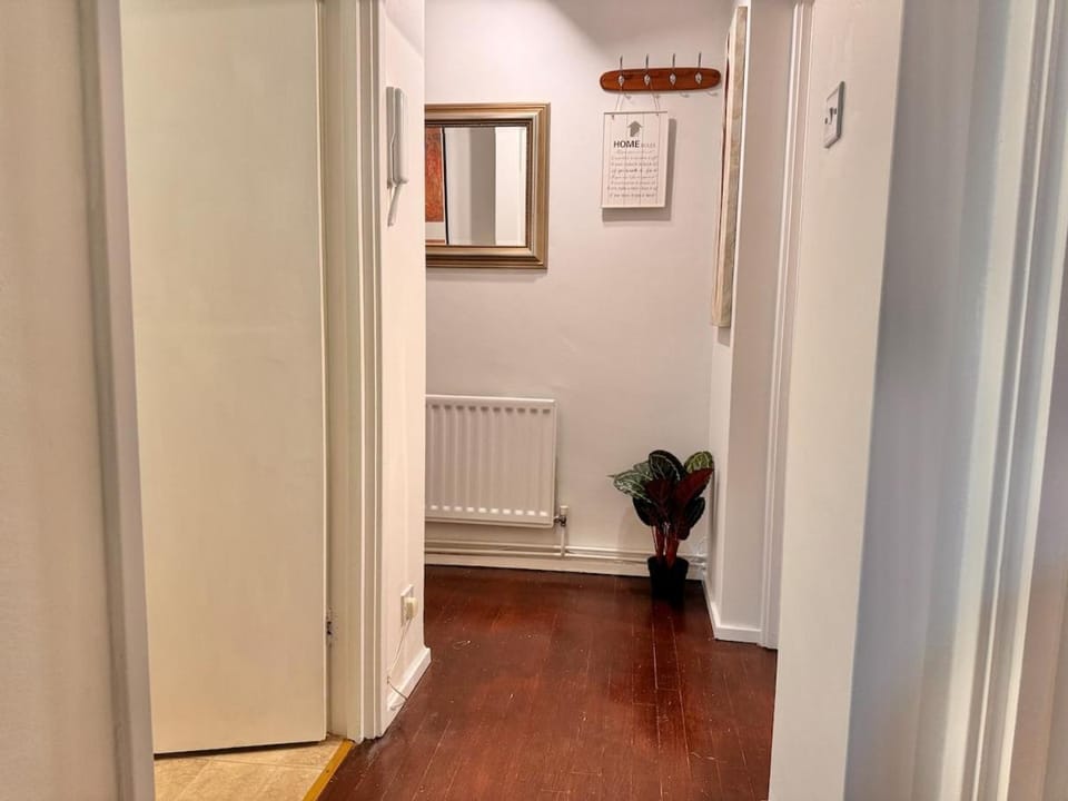 Hollybush House Apartment in Welwyn Garden City