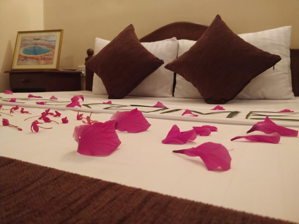 Bed, Day, Bedroom