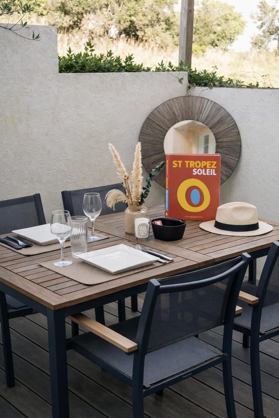 Dining area, Drinks