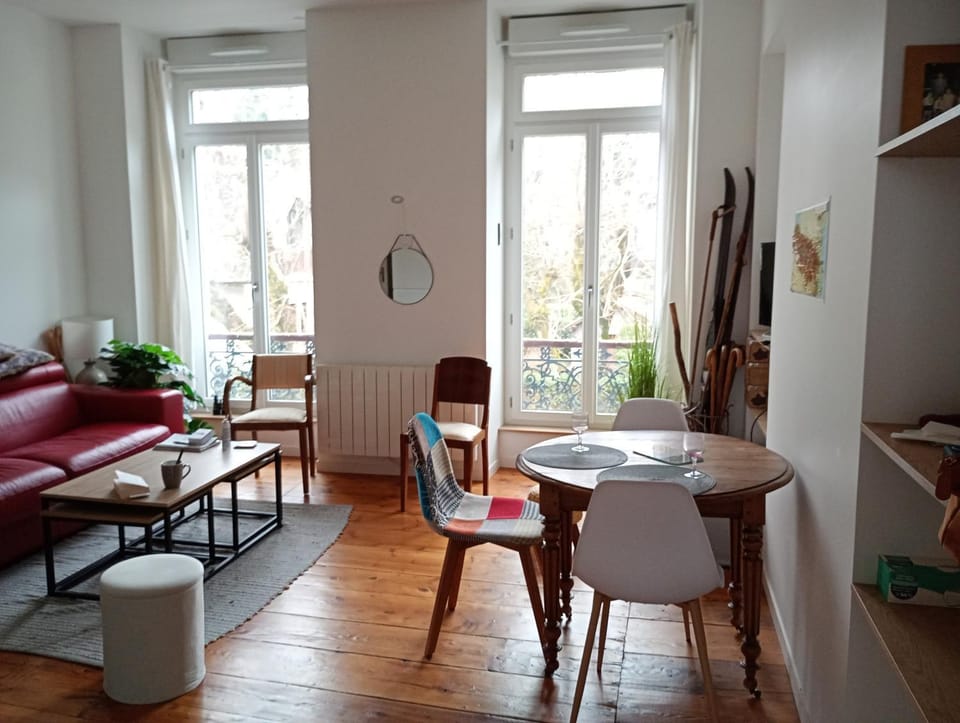 Property building, Living room
