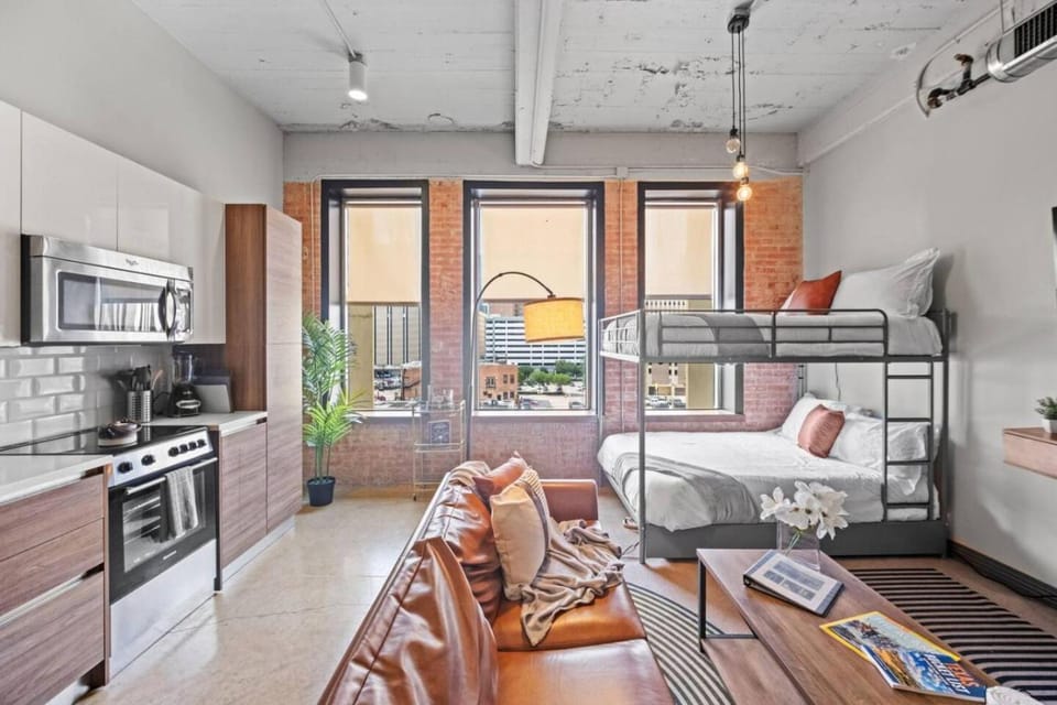 Downtown Dallas Stay with Pool, Theater & Game Room Apartment in Dallas