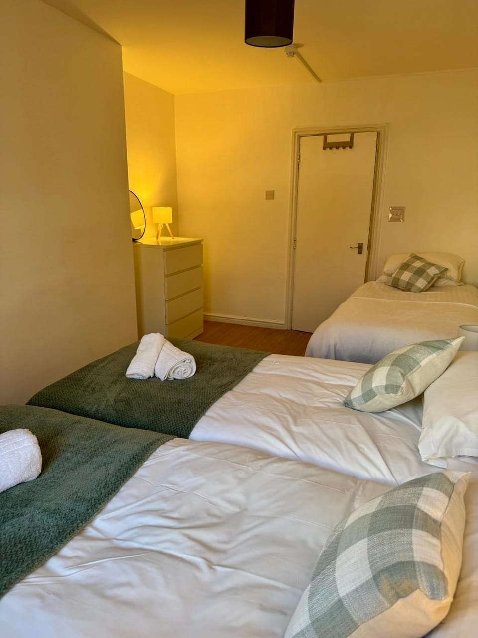 Charming 6 Bed Flat in Bedminster - Sleeps 8 Apartment in Bristol