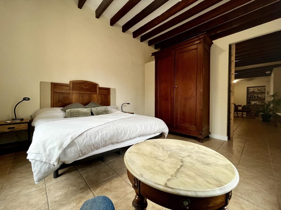 Bed, Bedroom