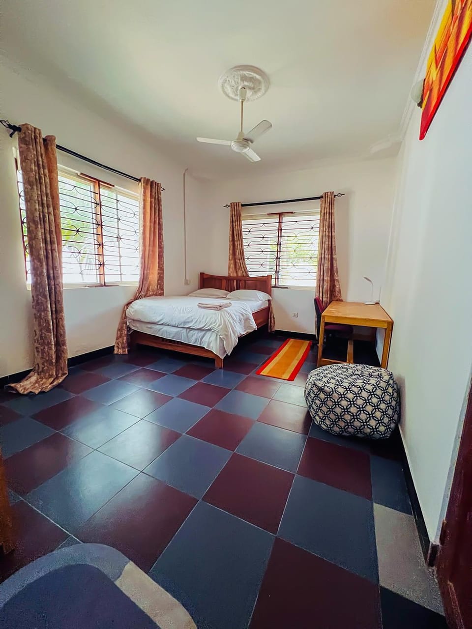 Photo of the whole room, Bedroom