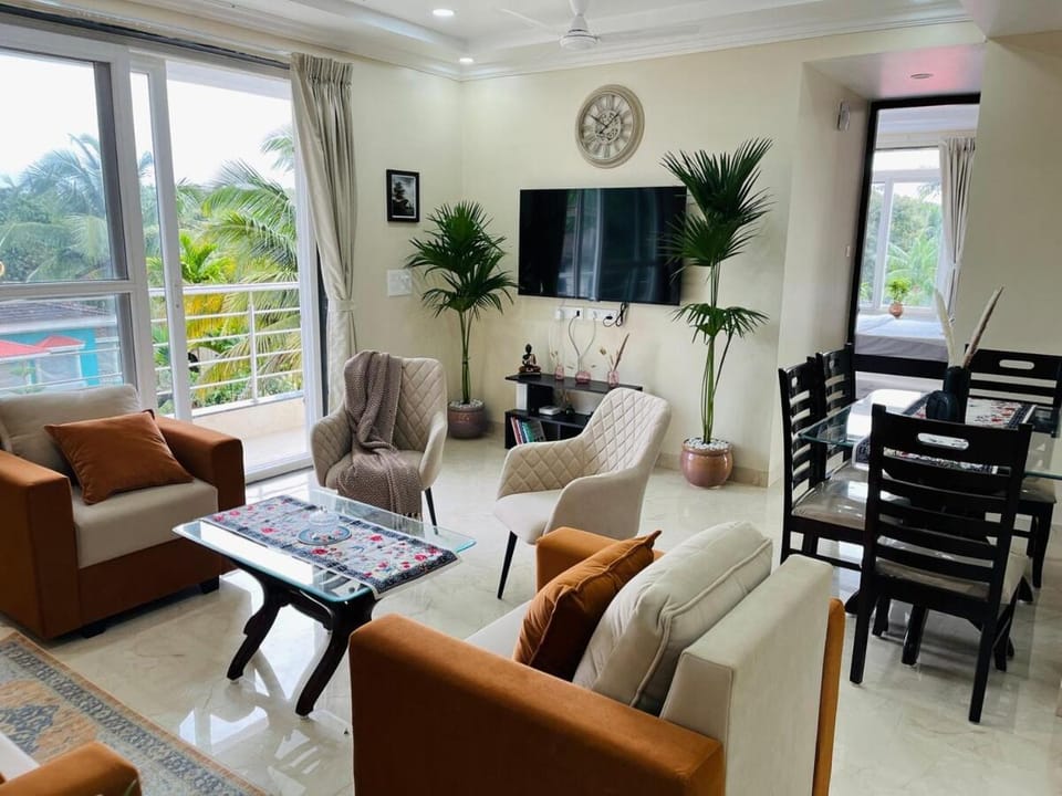 TV and multimedia, Balcony/Terrace, Balcony/Terrace, Living room, Dining area