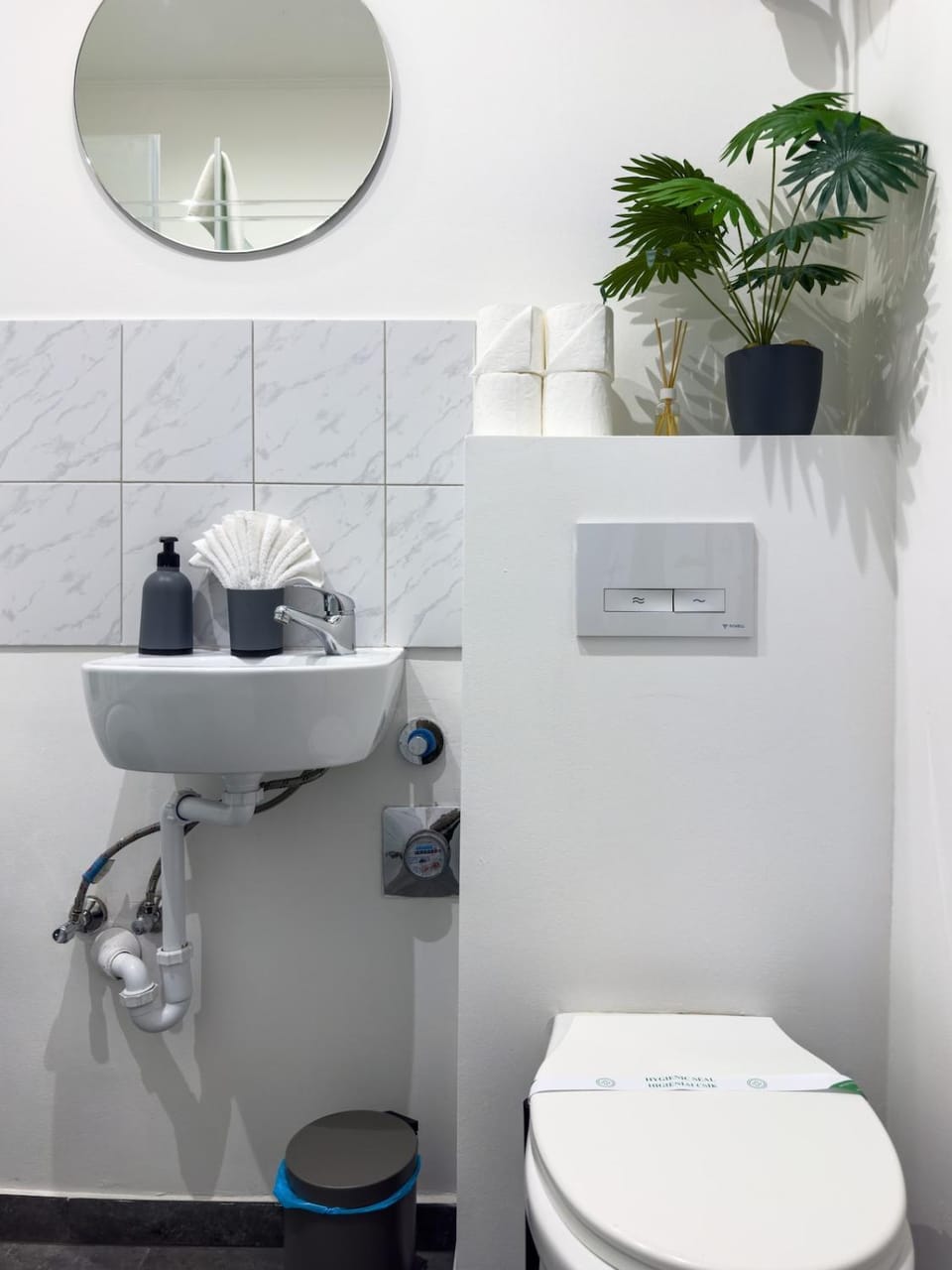 2BDR Gellért Stay w AC & Balcony by NW Apartment in Budapest