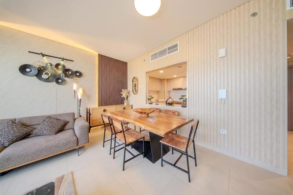 3BR Amazing Penthouse of Aljada in Misk 2 - Skyline views - 3WC - Maid washroom Apartment in Al Sharjah
