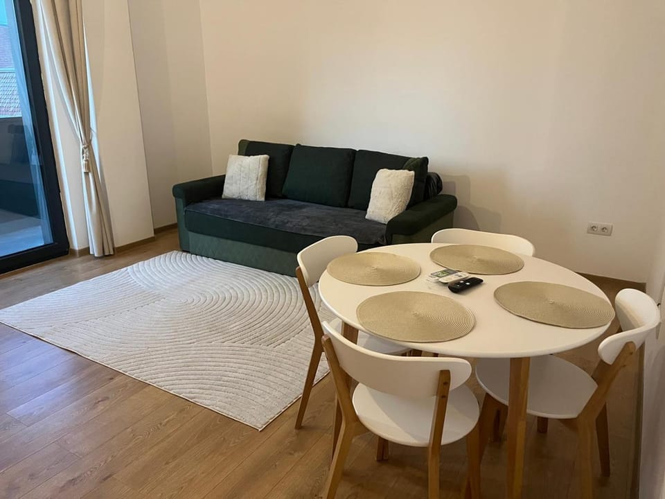Photo of the whole room, Seating area, Dining area