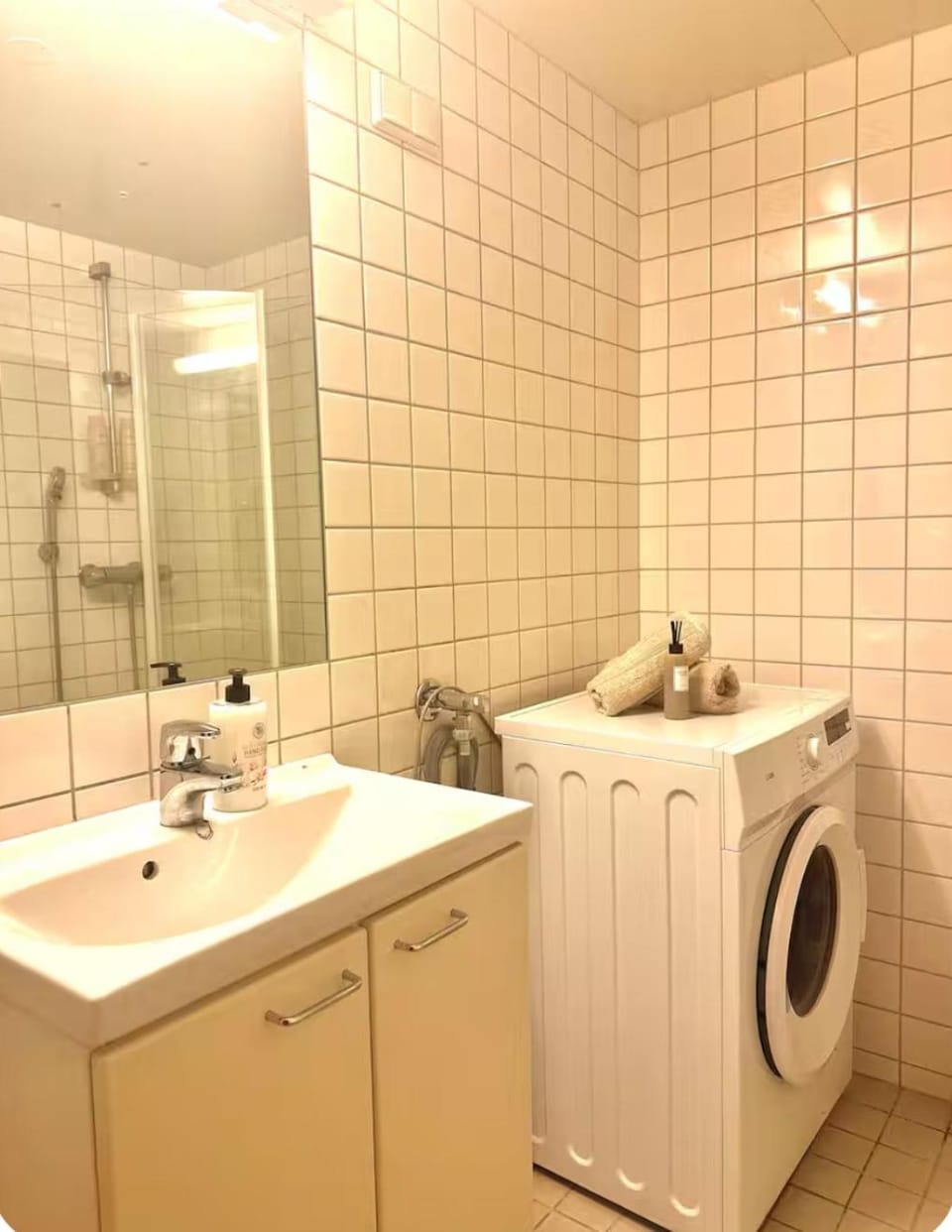Stort Rom i felleskap Vacation rental in Oslo