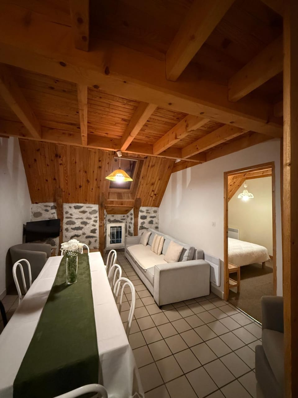 Communal lounge/ TV room