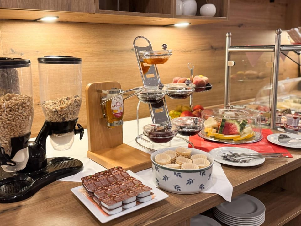 Restaurant/places to eat, Breakfast