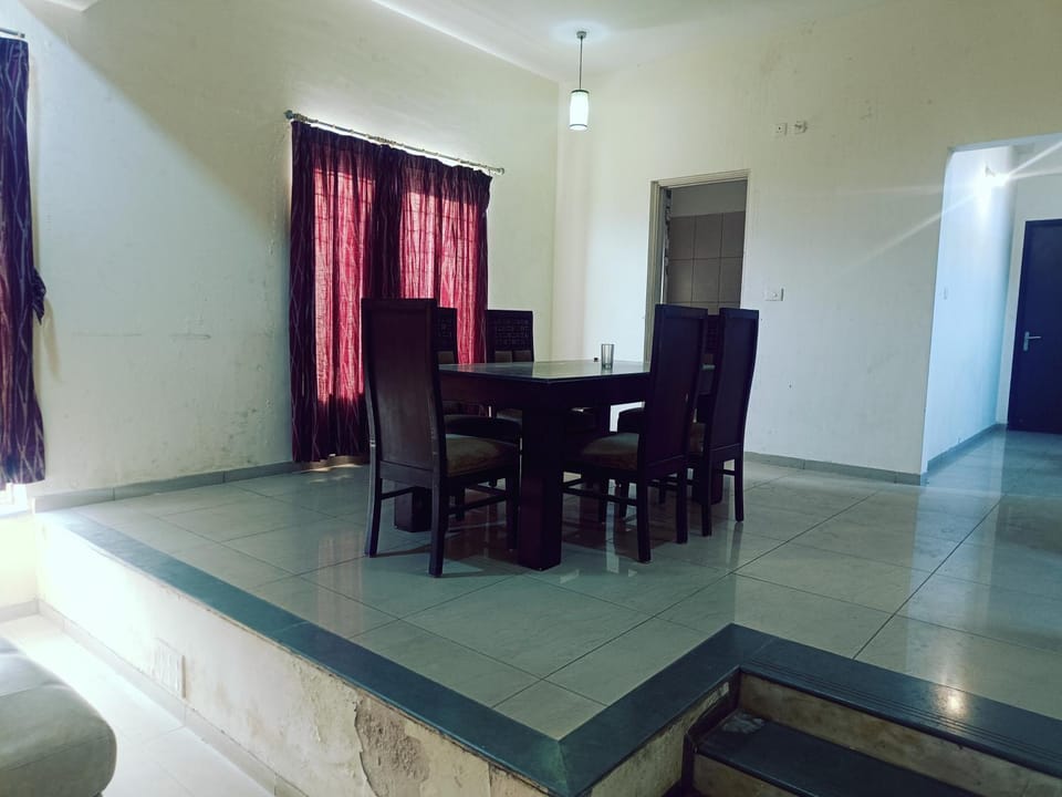 Nature lake view farmhouse & camping Villa in Maharashtra