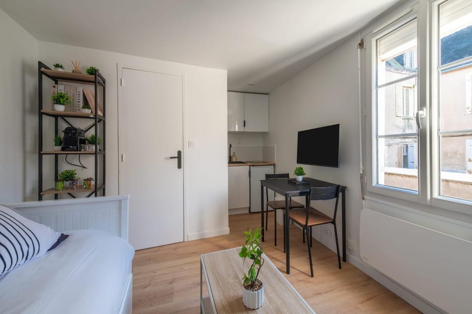 L'Ambroise - Wifi - Centre-ville - Gare Apartment in Laval