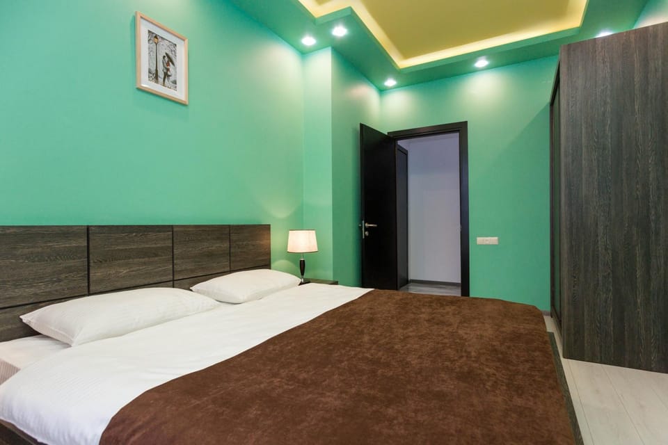 Bed, Photo of the whole room, Bedroom, wardrobe