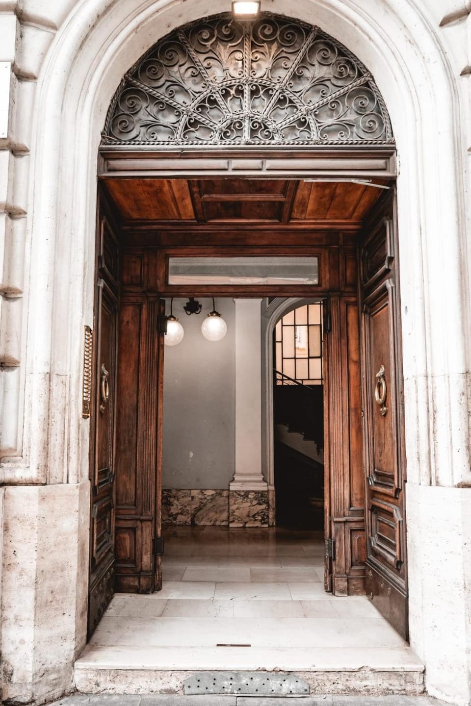 Your Glamour House in Cola di Rienzo, near Vatican Apartment in Rome