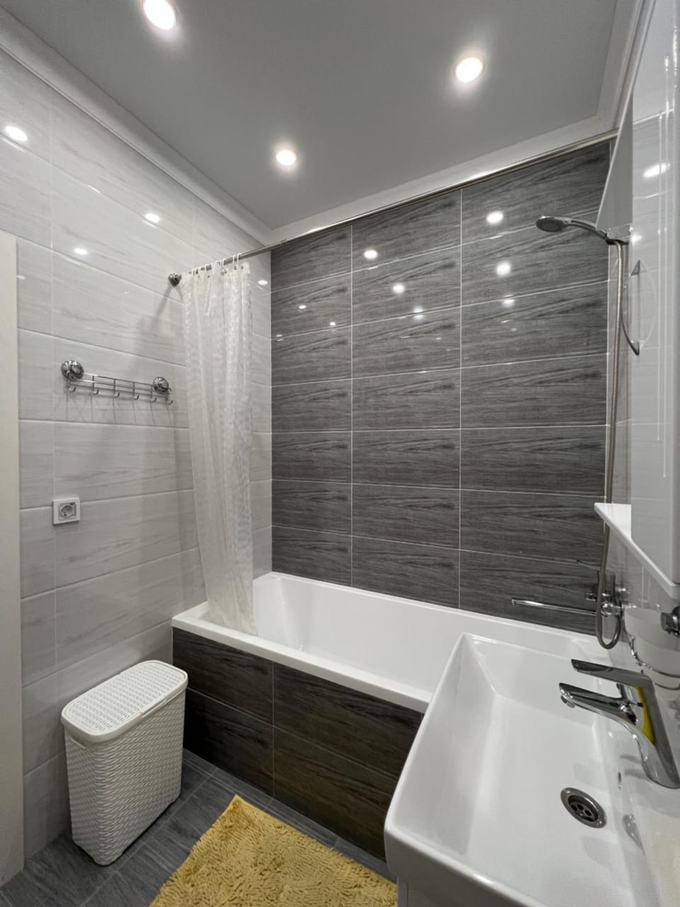 Expo NewLife апартаменты рядом с MegaSilkWay и Expo Apartment in Kazakhstan