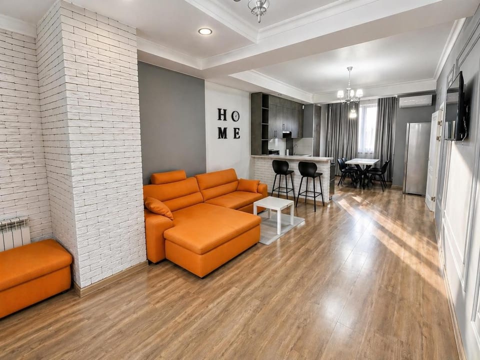 Lux apartament Sky House Apartment in Chișinău