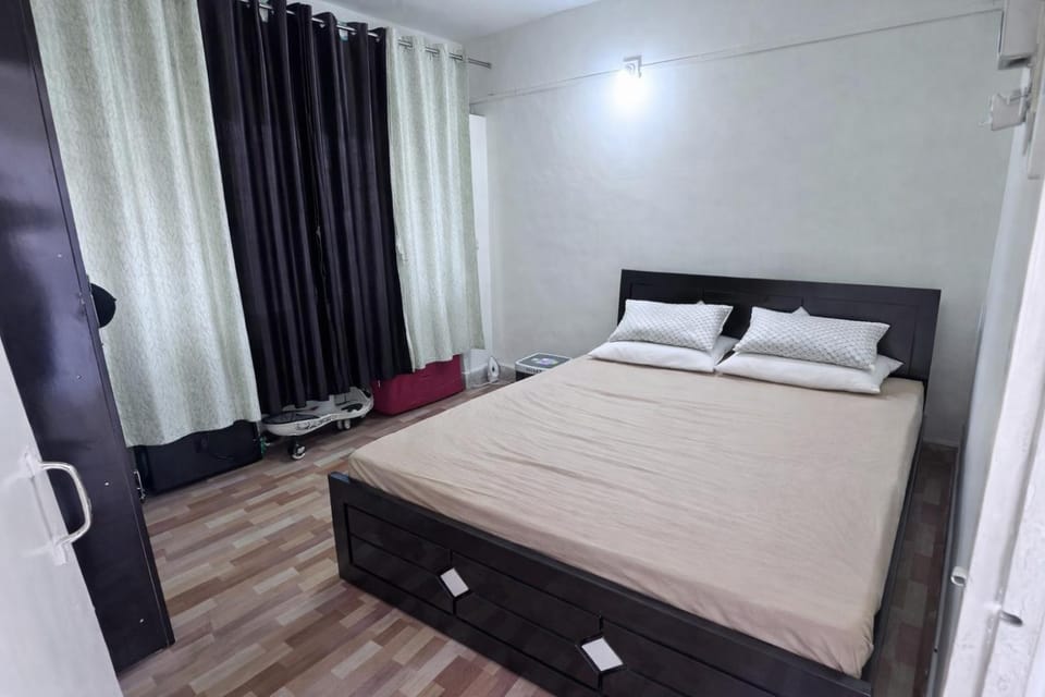 Bed, bunk bed