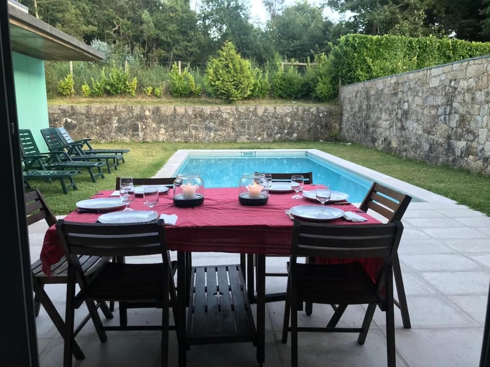Vale dos Esquilos House in Viana do Castelo District, Portugal