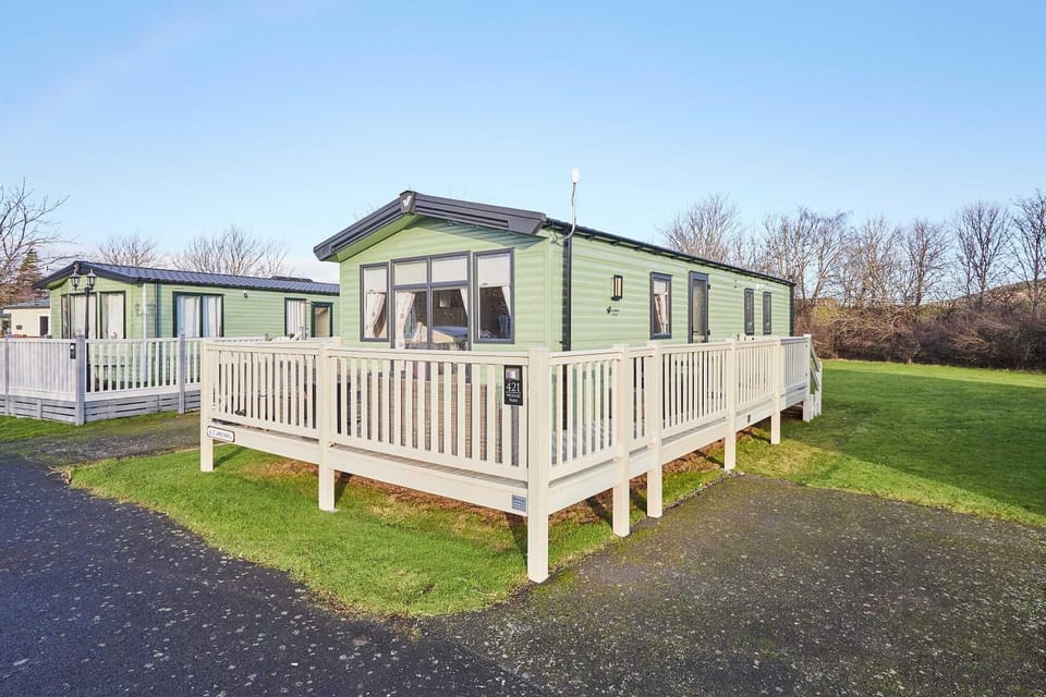 Host and Stay - 421 Wooler Park House in England