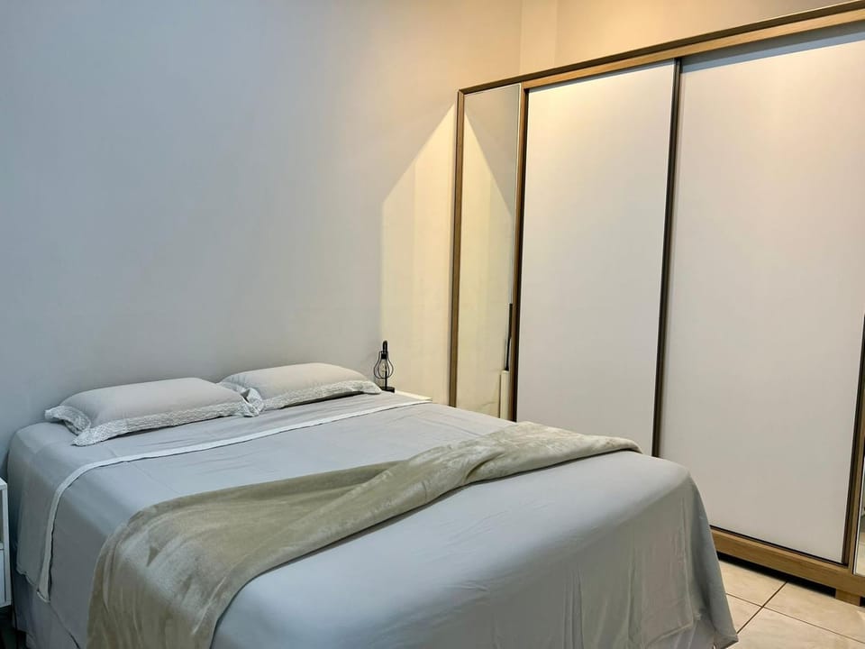 Bed, Photo of the whole room, Bedroom, bidet, towels, wardrobe, air conditioner