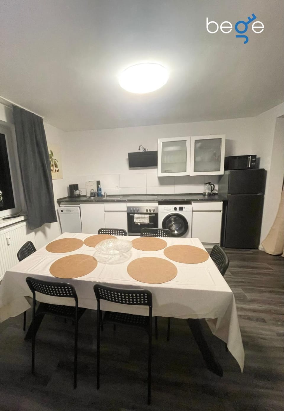 Kitchen or kitchenette, dishwasher, oven, washing machine, kitchen