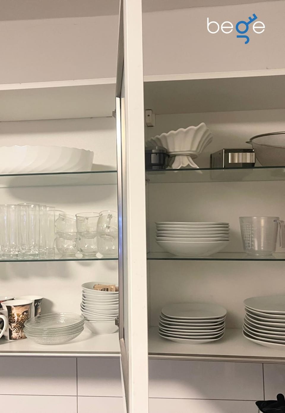 Kitchen or kitchenette, microwave, stove, kitchen